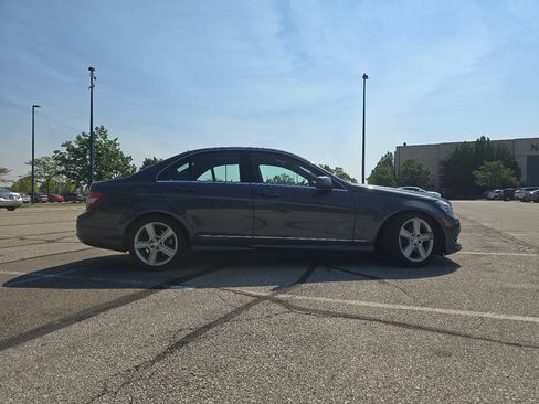 Used 2011 Mercedes-Benz C 300 4MATIC Sedan image 14