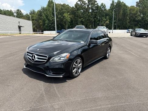 Used 2016 Mercedes-Benz E 350 Sedan w/ Premium Package image 3