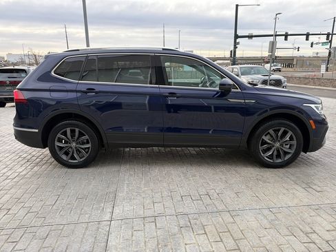 Certified 2022 Volkswagen Tiguan SE image 8