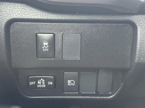 Used 2022 Toyota Tacoma SR5 image 26