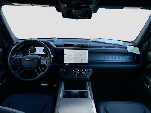 New 2025 Land Rover Defender 90 V8 image 10