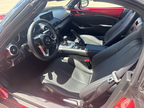 Used 2025 MAZDA MX-5 Miata Grand Touring RWD image 4