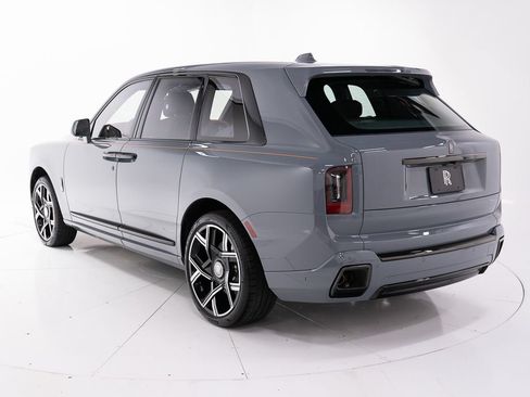 New 2027 Rolls-Royce Cullinan Black Badge AWD/4WD image 3