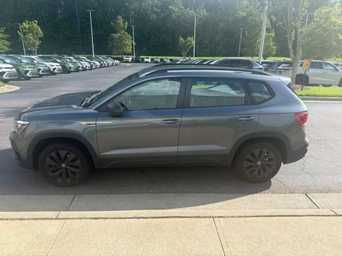 Certified 2023 Volkswagen Taos S FWD image 11