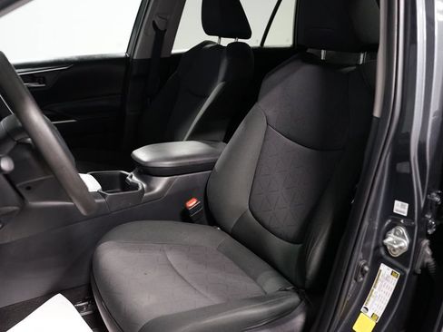 Certified 2024 Toyota RAV4 XLE FWD image 27