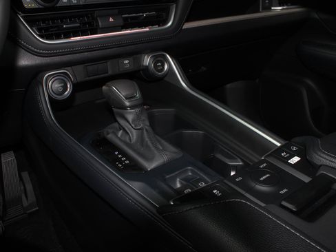 New 2026 Toyota Grand Highlander AWD Hybrid image 15