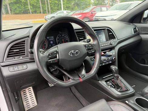 Used 2018 Hyundai Elantra Sport w/ Sport Premium Package 03 FWD image 13