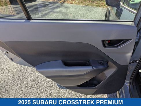 Certified 2025 Subaru Crosstrek 2.0i Premium image 28