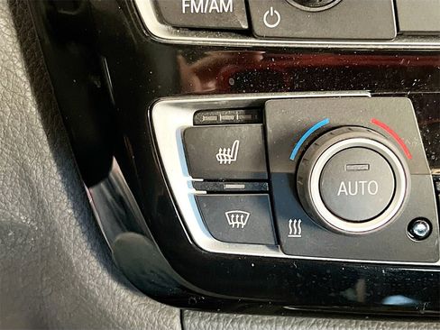 Used 2018 BMW 330i xDrive Sedan w/ Convenience Package image 20