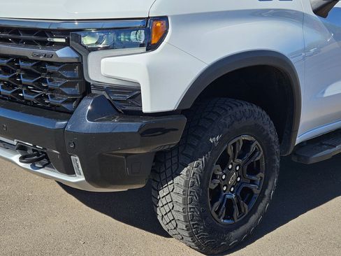 Certified 2025 Chevrolet Silverado 1500 ZR2 w/ Technology Package AWD/4WD image 11