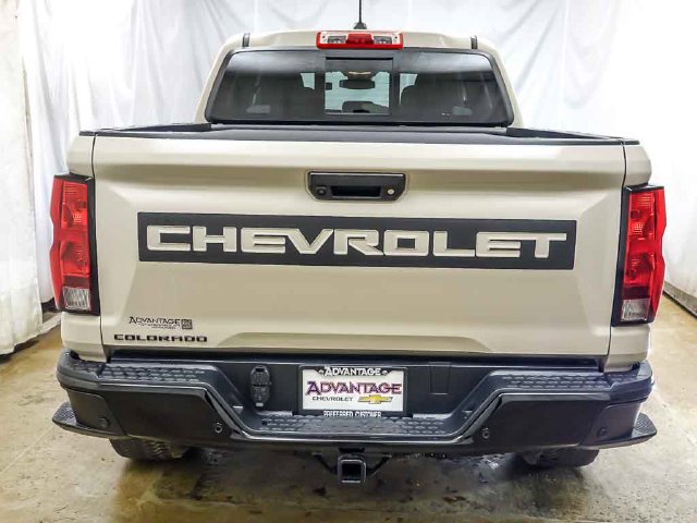 New 2026 Chevrolet Colorado Trail Boss w/ LPO, Tailgate Decal Package AWD/4WD image 6