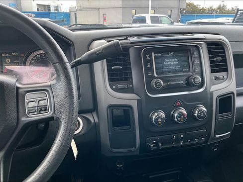 Used 2018 RAM 2500 Tradesman w/ Chrome Appearance Group image 6