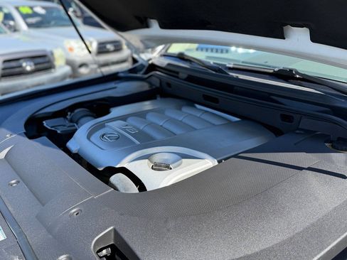 Used 2013 Lexus LX 570 4WD w/ Luxury Pkg image 66