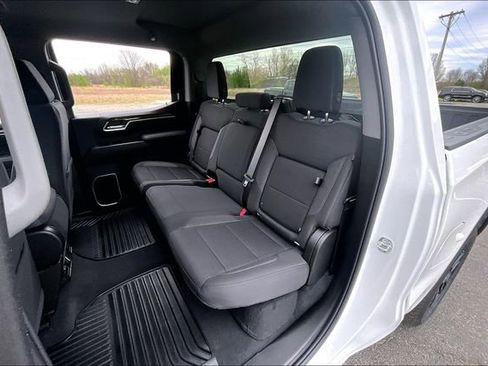 New 2026 GMC Sierra 1500 Elevation image 10