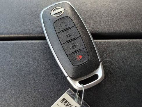 Certified 2023 Nissan Rogue SV FWD image 27