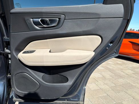 Used 2026 Volvo XC60 B5 Plus AWD/4WD image 23