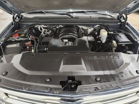 Used 2016 Chevrolet Suburban LTZ image 41