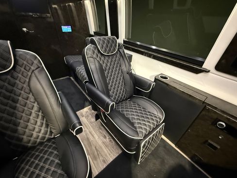 Used 2022 Mercedes-Benz Sprinter 3500 image 69