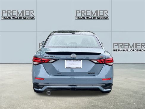 New 2025 Nissan Sentra SR w/ Midnight Edition image 24