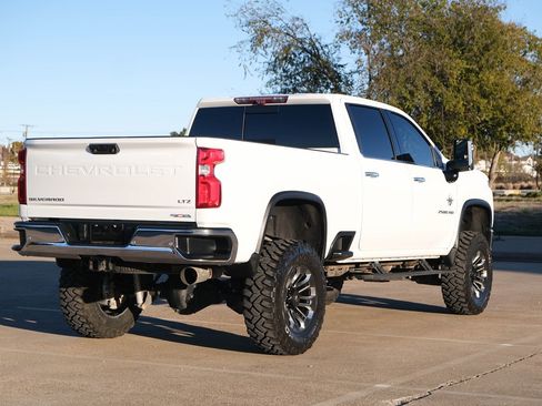 Used 2020 Chevrolet Silverado 2500 LTZ w/ LTZ Premium Package image 12