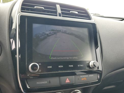 Used 2021 Mitsubishi Outlander Sport LE image 10