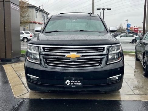 Used 2017 Chevrolet Tahoe Premier AWD/4WD image 4