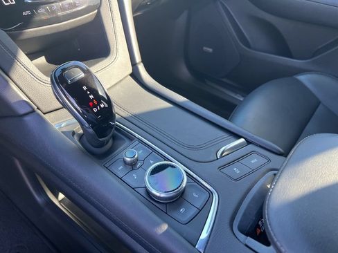 Used 2023 Cadillac XT5 Sportv w/ Technology Package AWD/4WD image 34