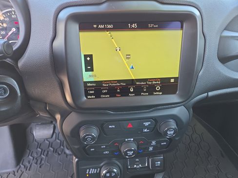 Certified 2023 Jeep Renegade Trailhawk AWD/4WD image 25