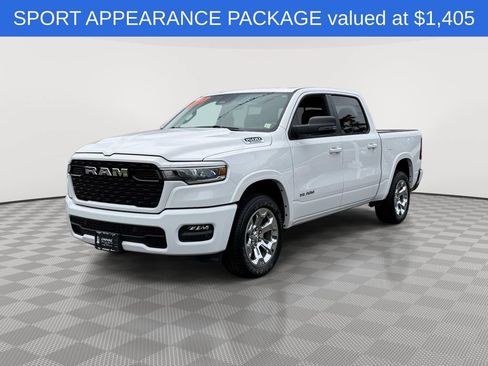 Used 2025 RAM 1500 Big Horn AWD/4WD image 3