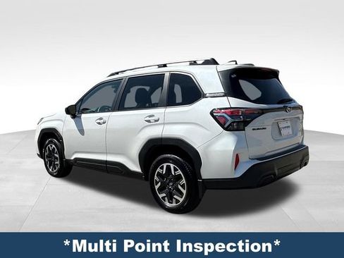 Used 2025 Subaru Forester Premium AWD/4WD image 4