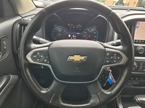 Used 2020 Chevrolet Colorado ZR2 w/ ZR2 Midnight Special Edition AWD/4WD image 11