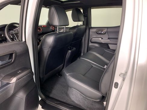 Used 2021 Toyota Tacoma TRD Sport w/ TRD Premium Sport Package image 32