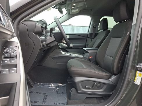 Certified 2023 Ford Explorer XLT AWD/4WD image 13