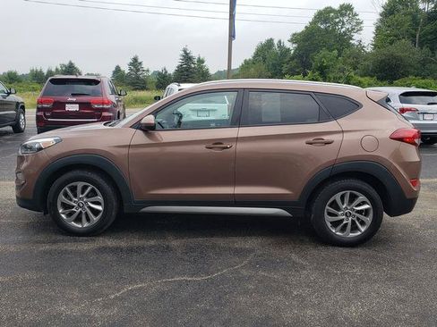 Used 2017 Hyundai Tucson SE w/ SE Popular Package 02 AWD/4WD image 4