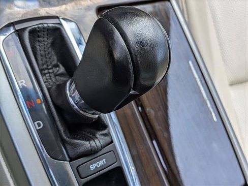 Used 2014 Acura RLX w/ Advance Package FWD image 11