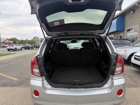 Used 2013 Chevrolet Captiva Sport LT FWD image 23