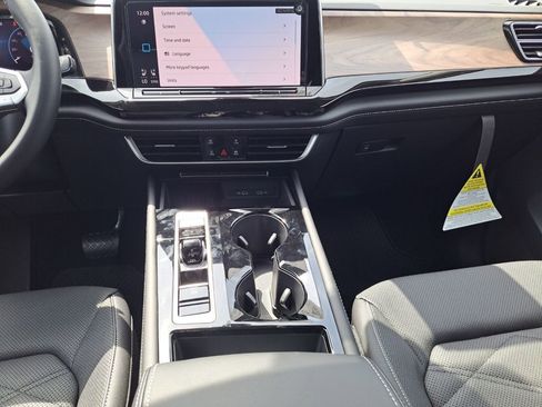 New 2026 Volkswagen Atlas SE image 22