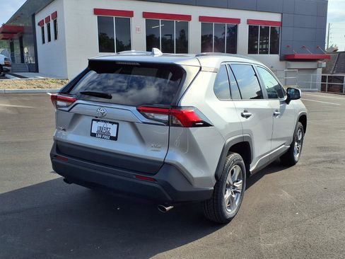 Certified 2024 Toyota RAV4 XLE AWD/4WD image 4