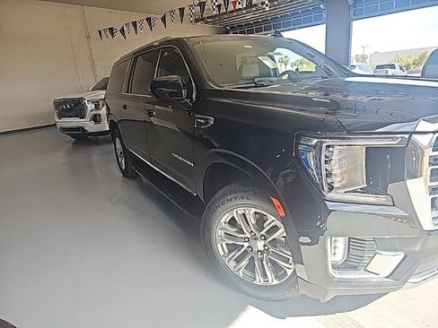 Used 2023 GMC Yukon XL SLT image 27