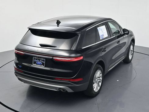 Used 2025 Lincoln Corsair AWD image 40