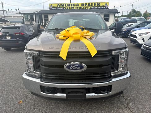 Used 2019 Ford F250 XL w/ Power Equipment Group RWD image 22