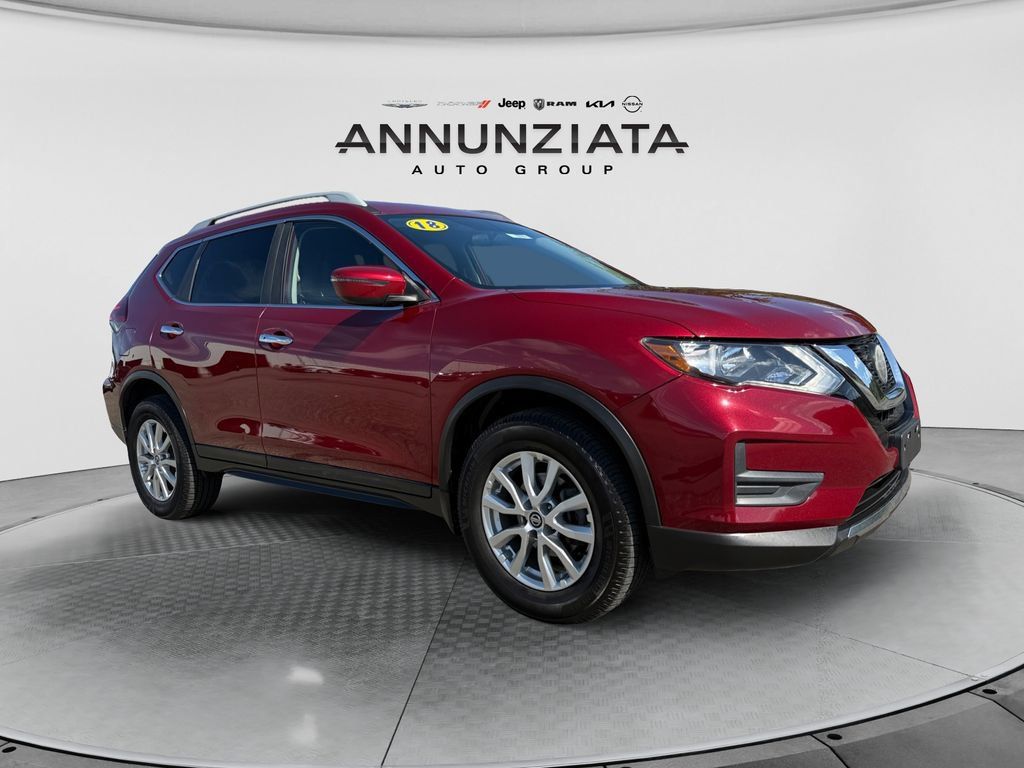 Used 2018 Nissan Rogue SV AWD/4WD image 7