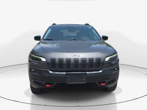 Used 2022 Jeep Cherokee Trailhawk w/ Comfort/Convenience Group AWD/4WD image 9