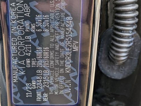 Used 2024 Kia Niro EX image 28