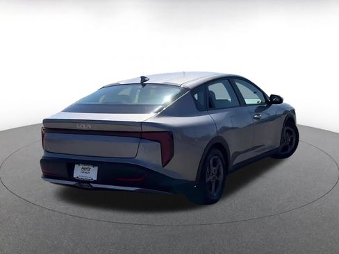 Used 2025 Kia K4 FWD image 11
