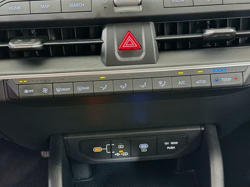 Used 2025 Kia K4 FWD image 23