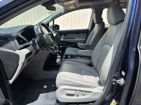 Used 2018 Honda Odyssey EX-L image 16