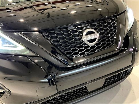 Used 2023 Nissan Murano SV w/ SV Midnight Edition Package image 32