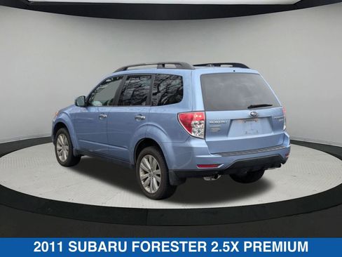 Used 2011 Subaru Forester 2.5X Premium w/ All-Weather Pkg image 6