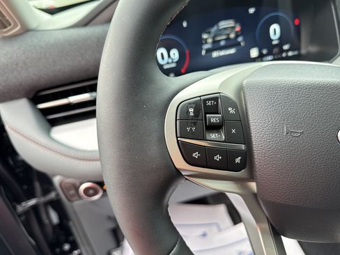 New 2026 Ford Explorer Active w/ Active Comfort Package AWD/4WD image 13